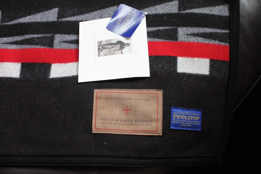 Pendleton Hidatsa Earth Blanket